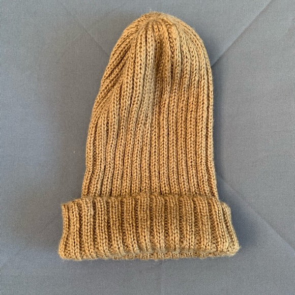 H&M Cozy Tuque - Picture 3 of 5